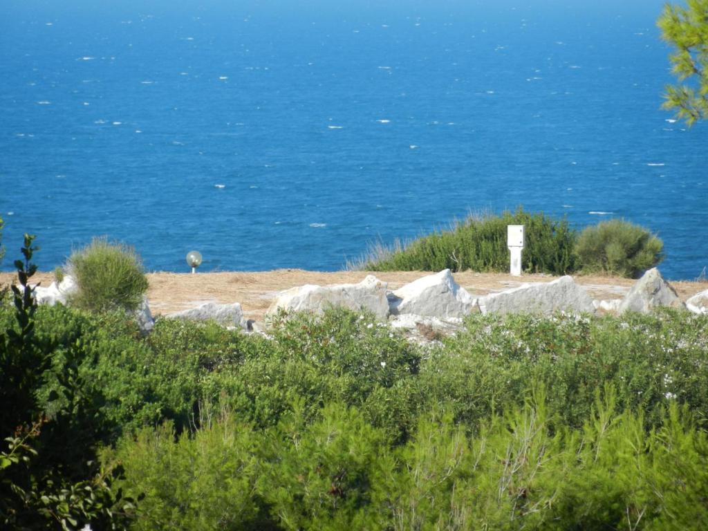 Tenuta Molino Di Mare- Ecoresort Con Villini Rodi Garganico Exteriör bild