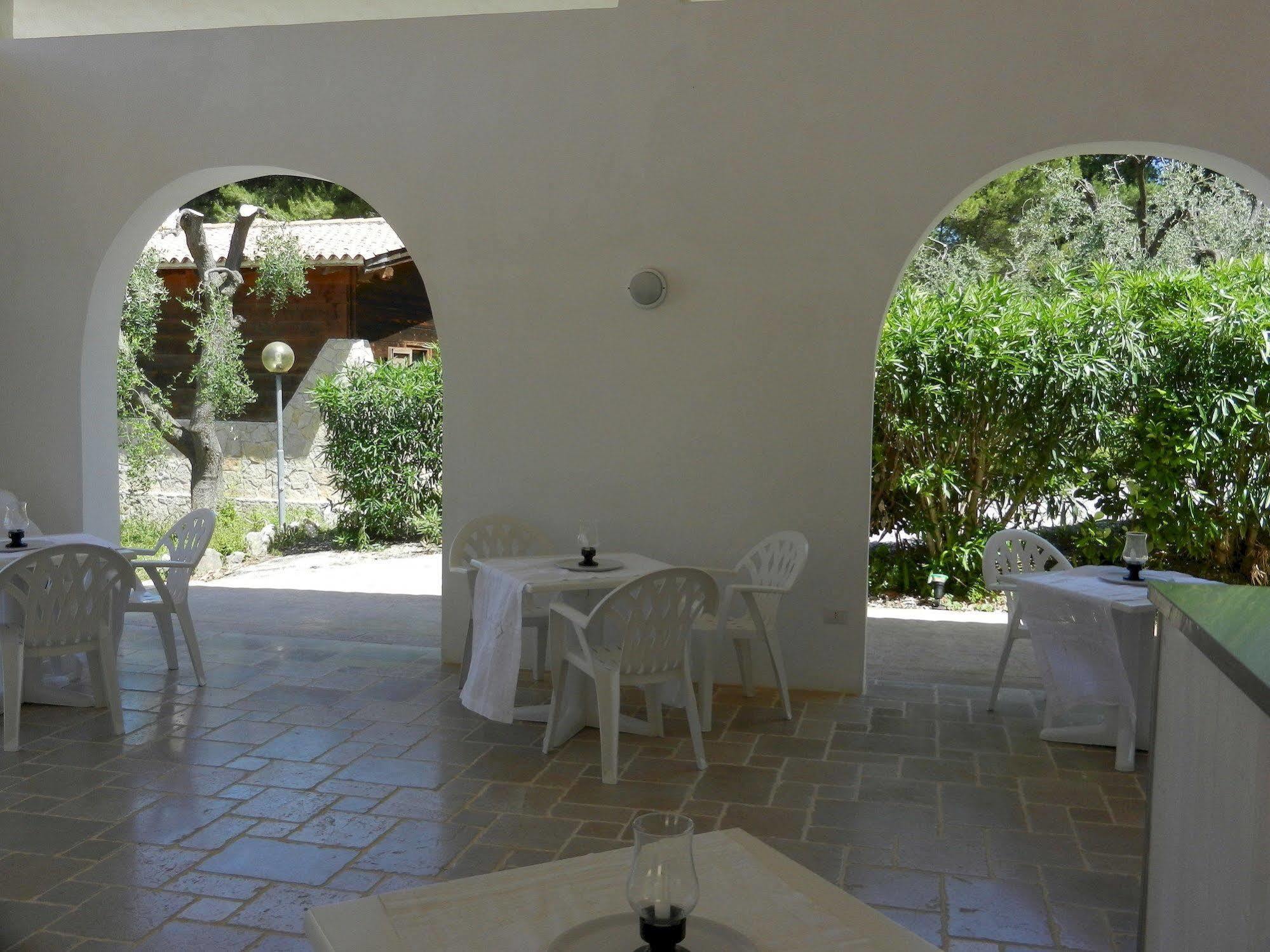 Tenuta Molino Di Mare- Ecoresort Con Villini Rodi Garganico Exteriör bild