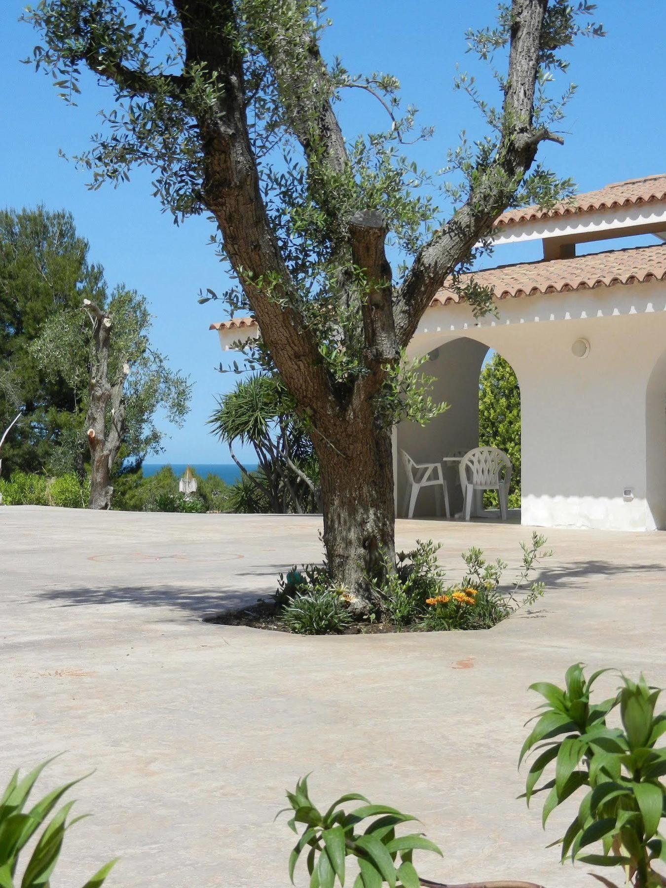 Tenuta Molino Di Mare- Ecoresort Con Villini Rodi Garganico Exteriör bild